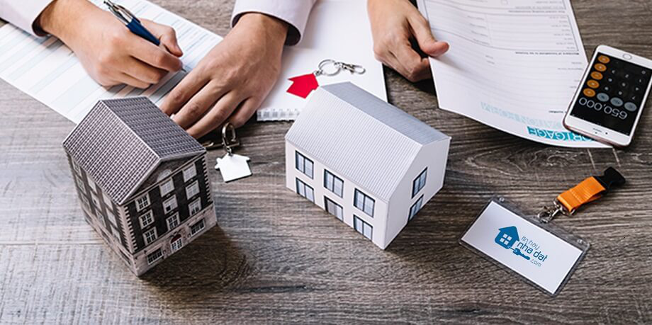 Sổ đỏ và sổ hồng là gì, cái nào giá trị hơn? - Ảnh 1.