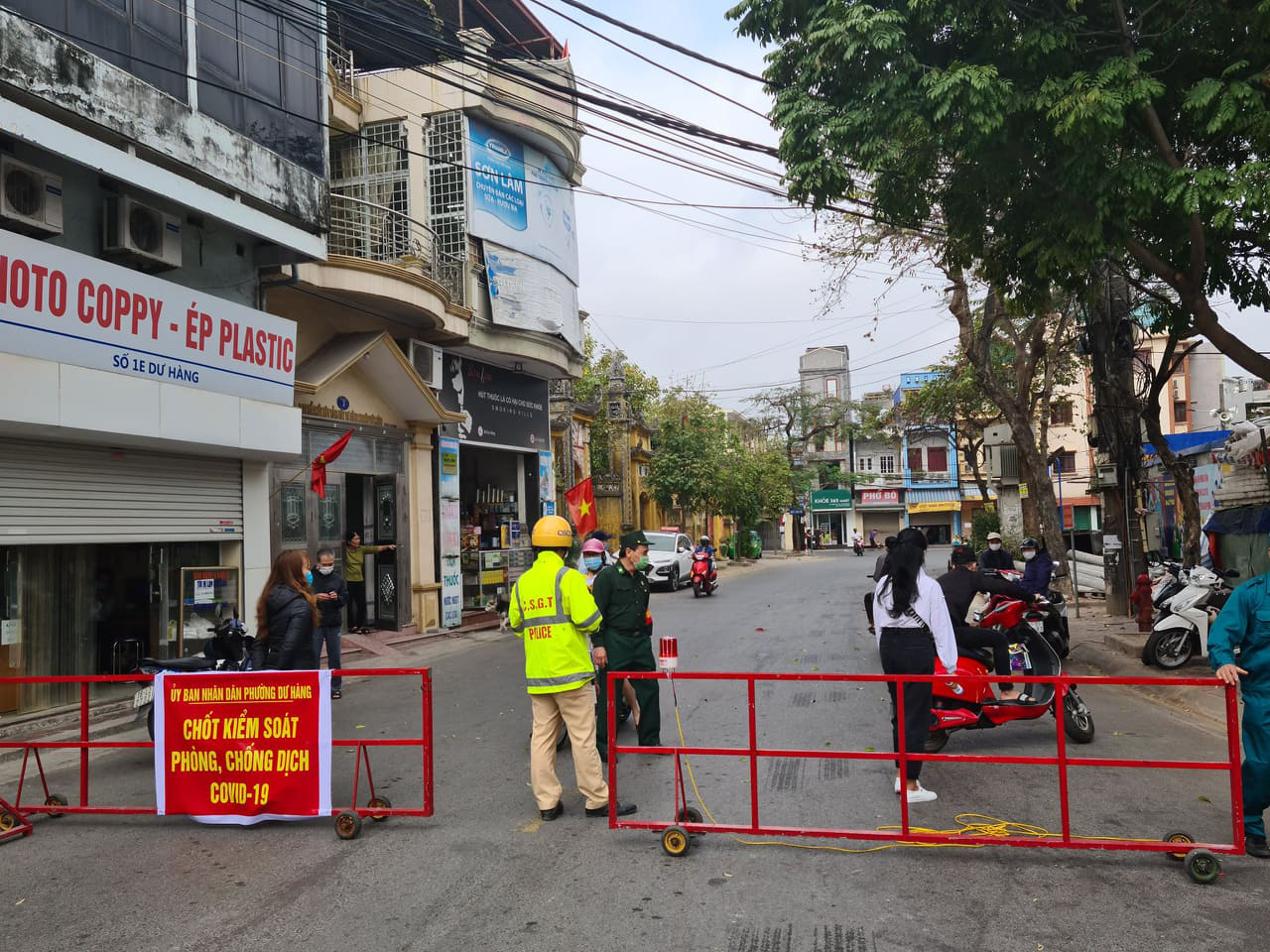 Covid-19 ở Hải Phòng: Toàn bộ các mẫu liên quan đến 3 ca nhiễm SARS-CoV-2 đã có kết quả âm tính - Ảnh 1.