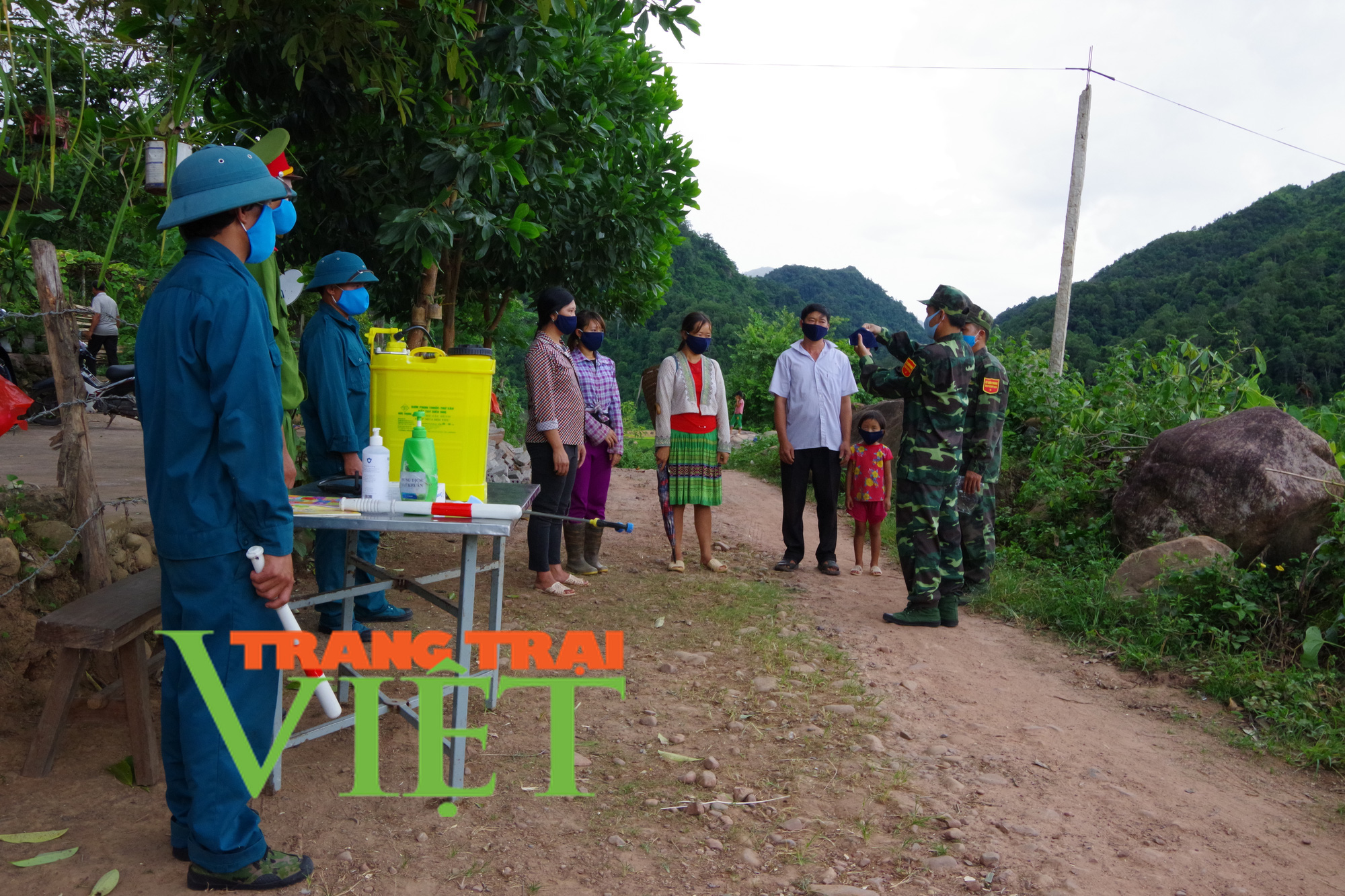 Tết đặc biệt của những người giữ ải biên cương - Ảnh 2. Tết đặc biệt của những người giữ ải biên cương - Ảnh 2.