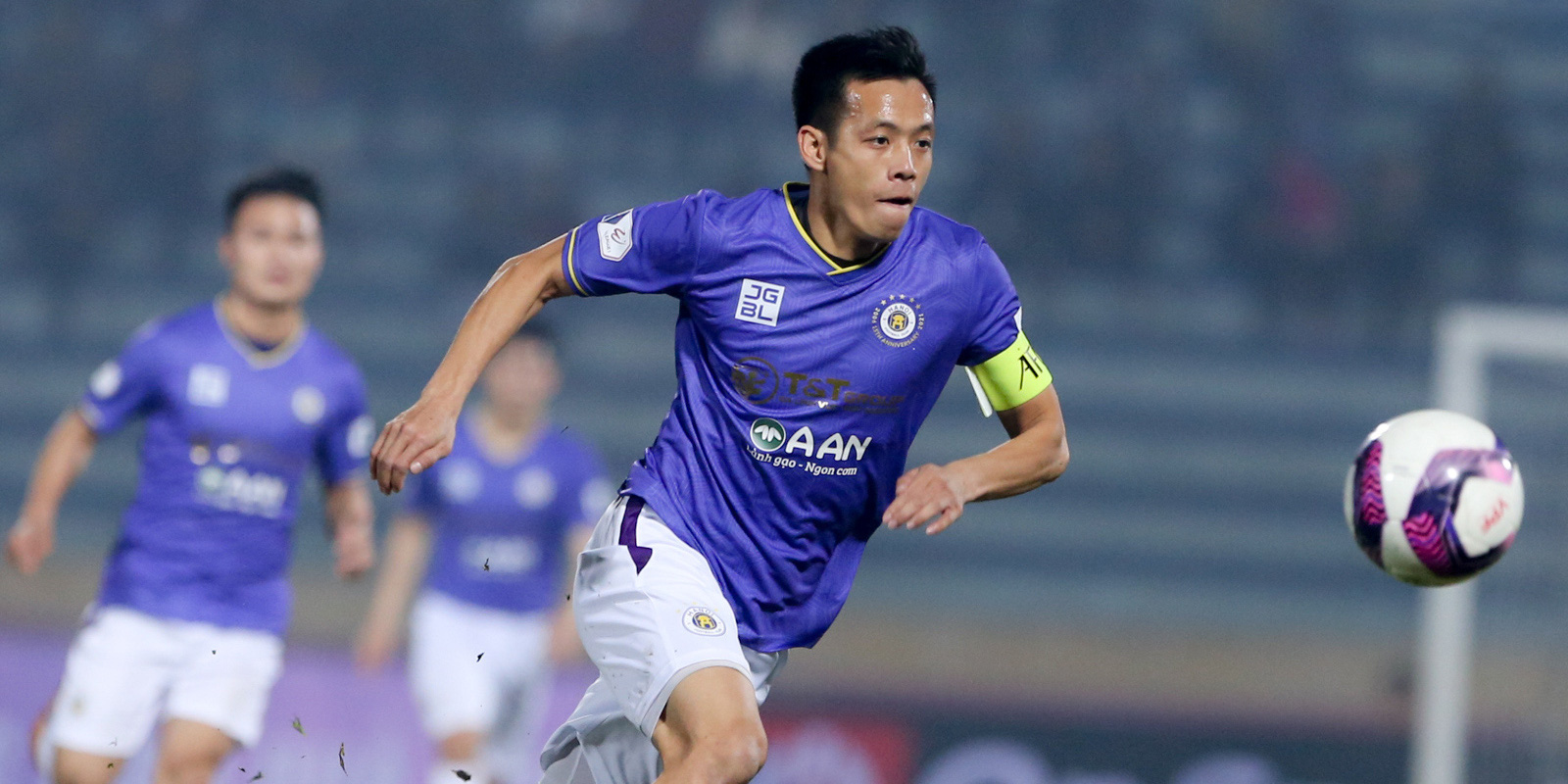Văn Quyết mong khán giả tới sân cổ vũ cho các đội bóng khi V.League 2021 trở lại.
