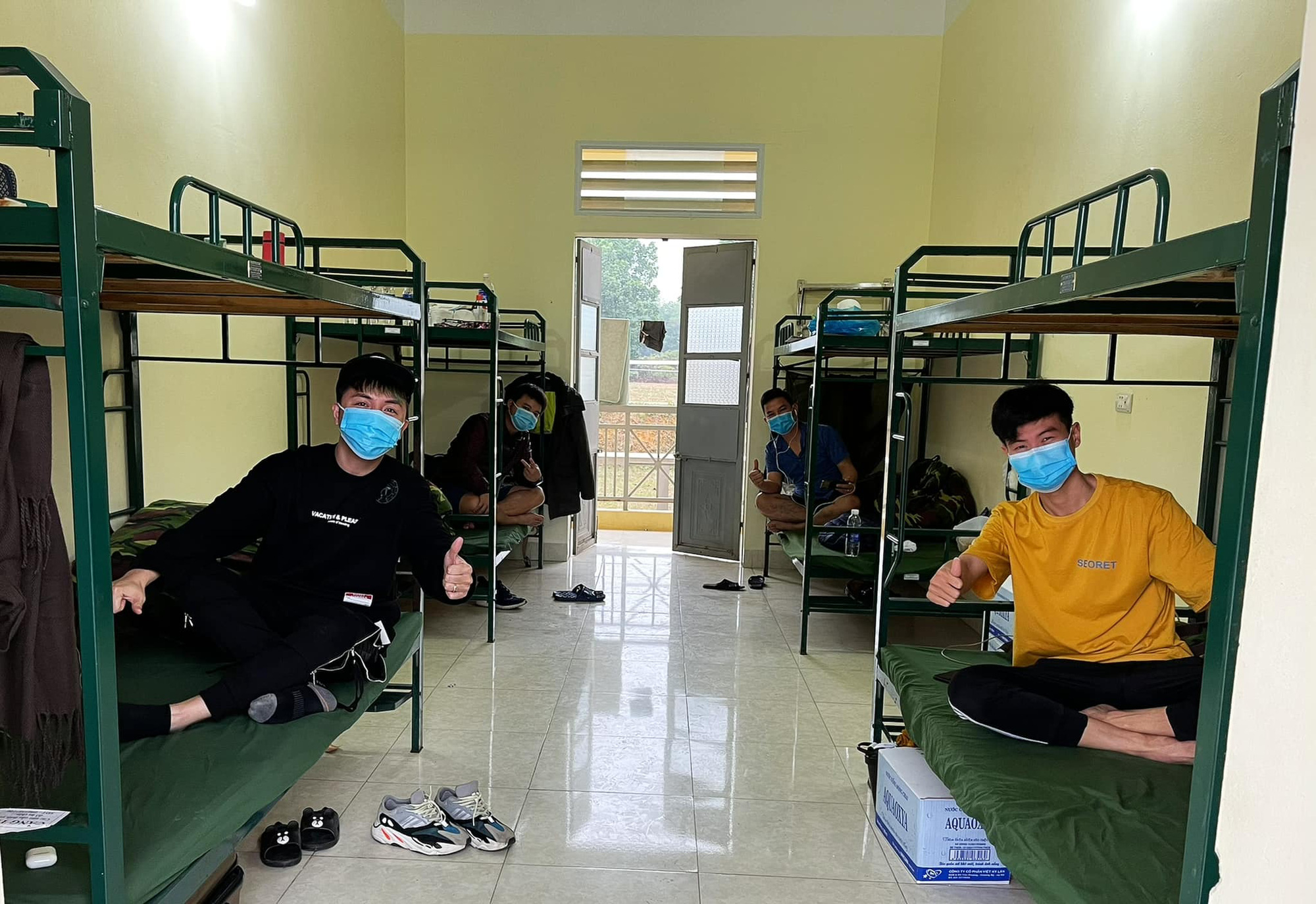 Ngọc Trinh gây &quot;sốt&quot; khi trang trí biệt thự 40 tỷ đón Tết Tân Sửu 2021 - Ảnh 3.