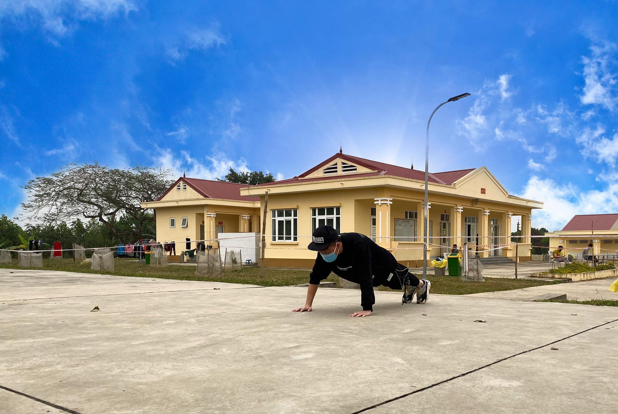 Minh Vương nhận kết quả âm tính lần 1 với Covid-19, tiết lộ tình trạng sức khoẻ và cảm xúc hiện tại sau 3 ngày cách ly tập trung  - Ảnh 6.