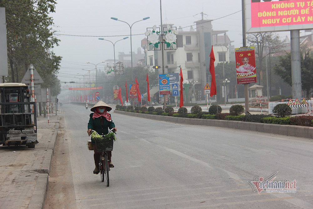 Bên trong TP Chí Linh sau 10 ngày phong toả dịp cận Tết - Ảnh 3.