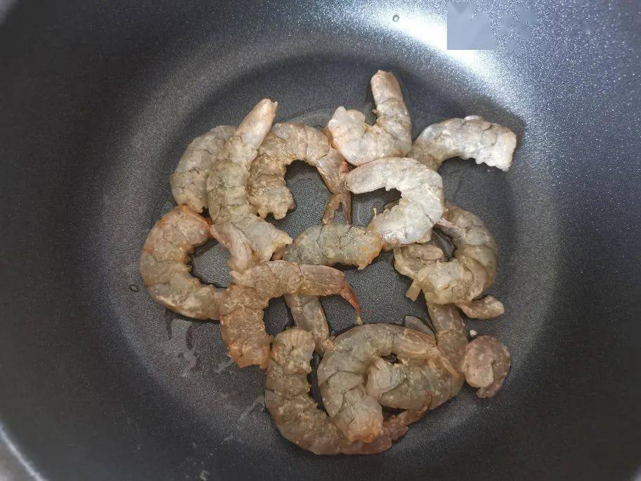 Cuốn hút với món tôm xào 3 màu hương vị đậm đà, rực rỡ - Ảnh 3.
