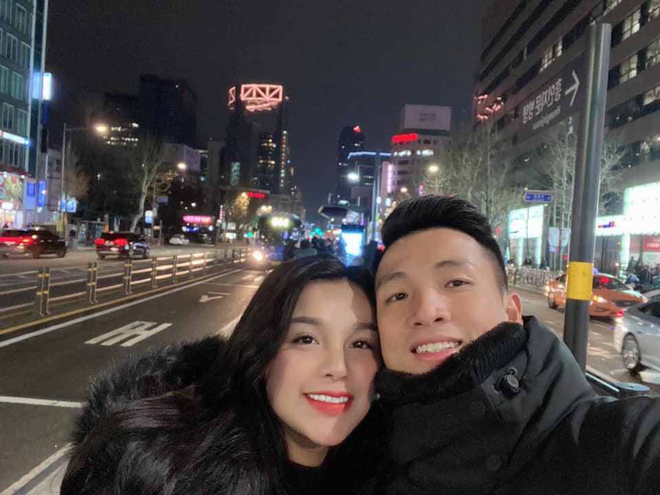 6 nàng WAGs Việt Nam nổi tiếng giàu có: Con đại gia, kiếm 100 tỷ/năm - Ảnh 5.