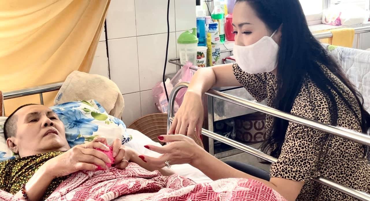 NSƯT Trịnh Kim Chi kêu gọi góp tiền &quot;khủng&quot; hỗ trợ nghệ sĩ Hoàng Lan đang bị hoại tử lưng trầm trọng - Ảnh 2.