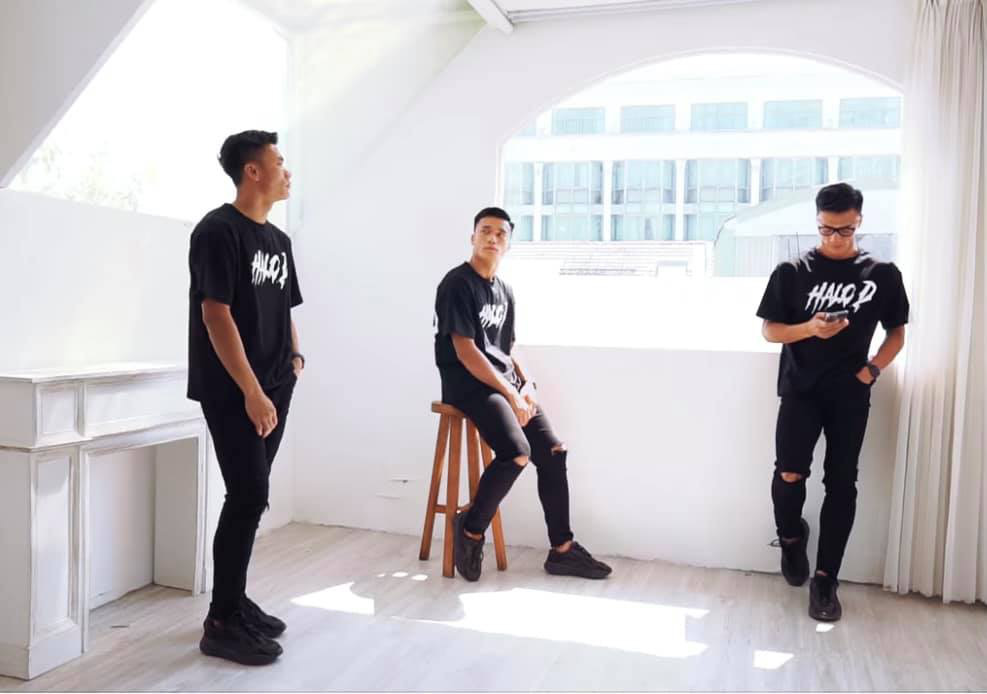 Bùi Tiến Dũng &quot;chơi lớn&quot;, chuyển sang kinh doanh cả thời trang - Ảnh 7.