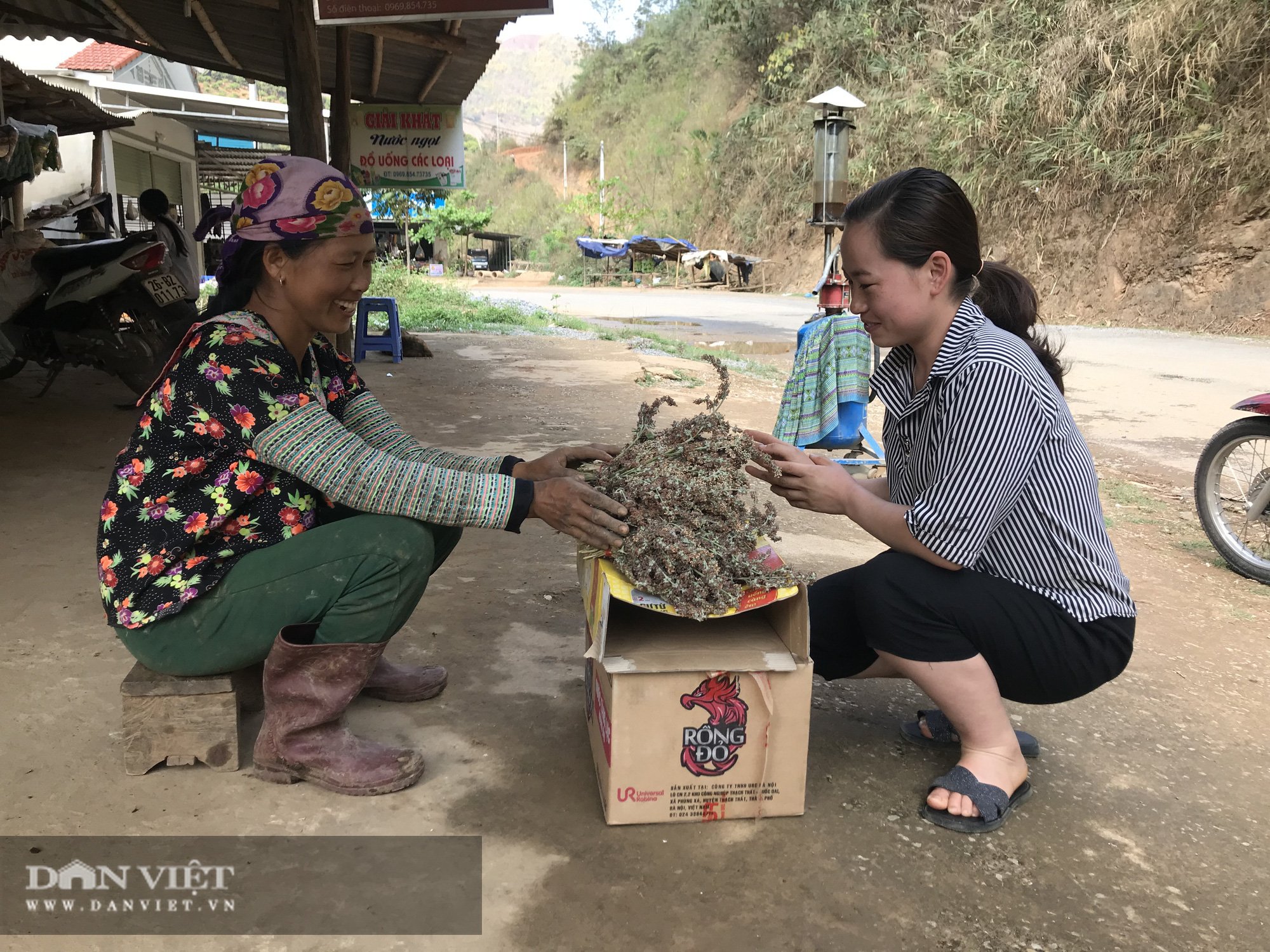 Độc lạ món xôi Bó phón - Ảnh 2.