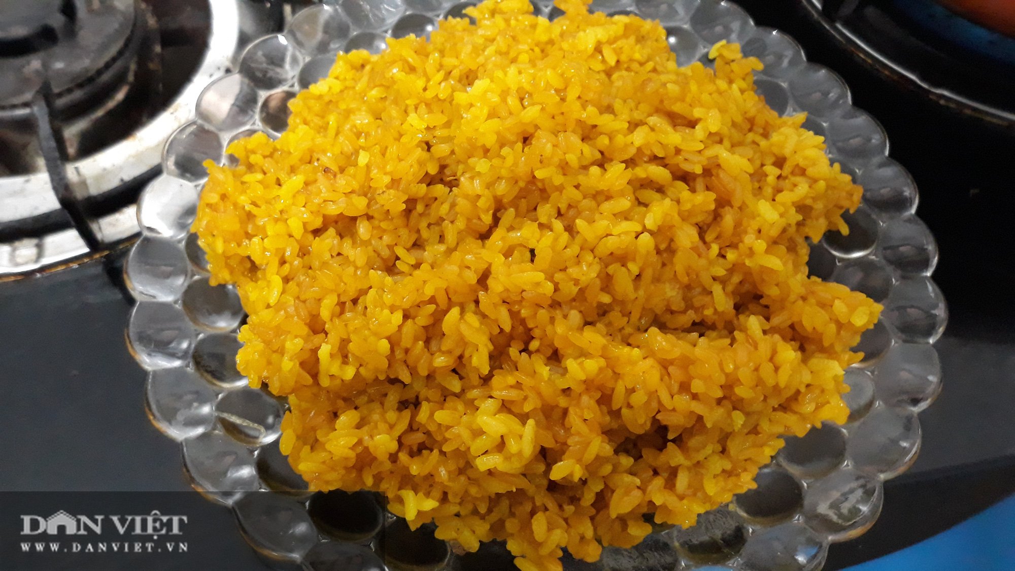 Độc lạ món xôi Bó phón - Ảnh 1.