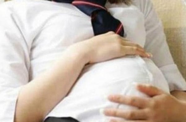 Tin mới vụ người quản lý khóa tu mùa hè bị tố làm bé gái 15 tuổi mang thai - Ảnh 1.