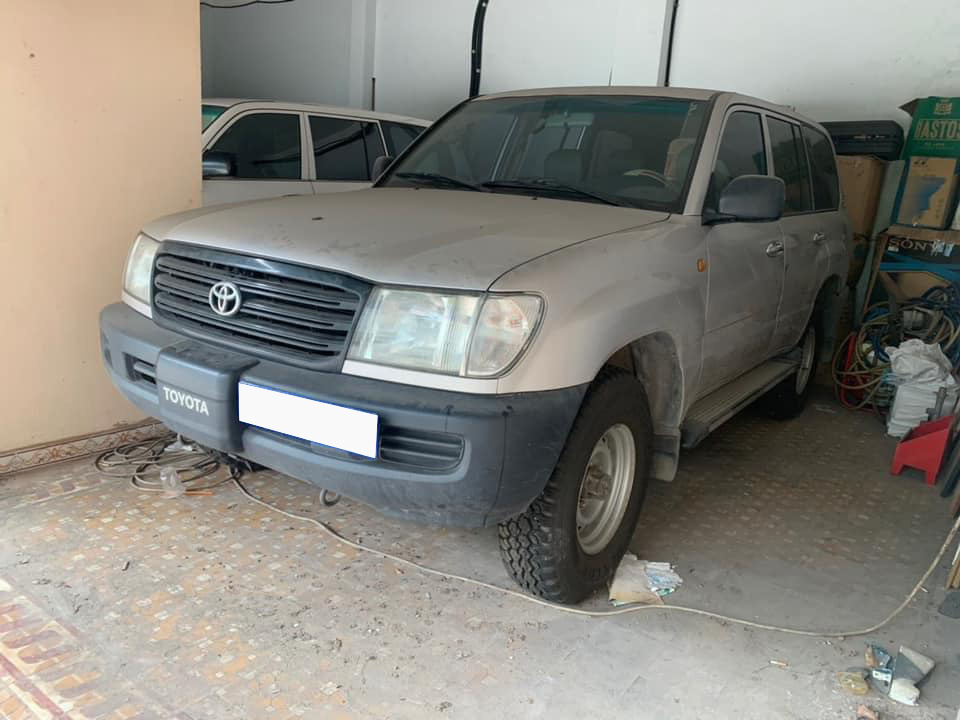 Đại gia Việt gây sốc chi gần tỷ đồng mua Toyota 7 chỗ cũ kĩ - Ảnh 3.