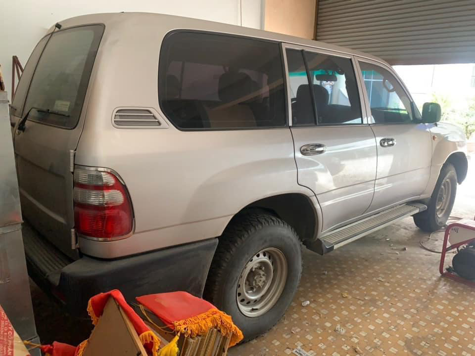 Đại gia Việt gây sốc chi gần tỷ đồng mua Toyota 7 chỗ cũ kĩ - Ảnh 4.