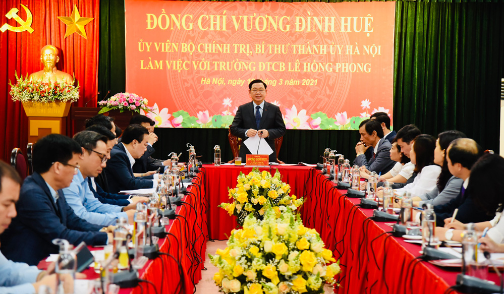 Nhà giáo ưu tú Vương Đình Huệ: &quot;Kiện toàn ngay vị trí Bí thư Đảng ủy&quot; - Ảnh 1.