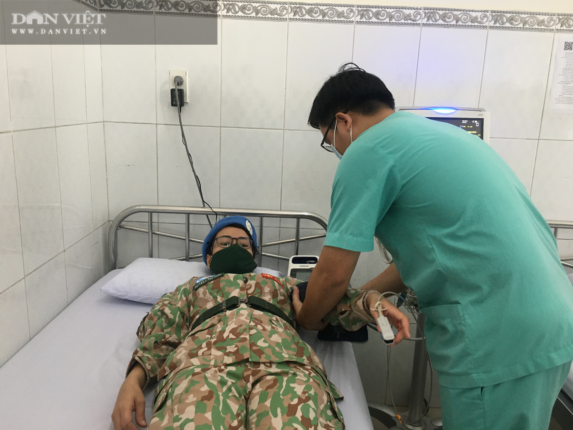 ẢNH: Các chiến sĩ Bệnh viện dã chiến 2.3 được tiêm vắc xin Covid-19 trước khi lên đường sang Nam Sudan - Ảnh 9.