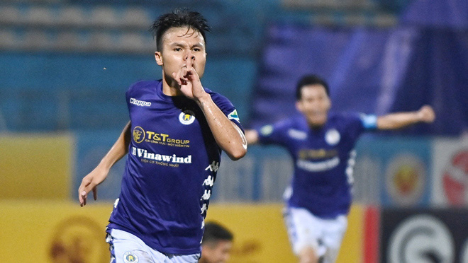 &quot;Đánh bại&quot; nhiều đối thủ, Quang Hải đi vào lịch sử AFC Cup - Ảnh 1.