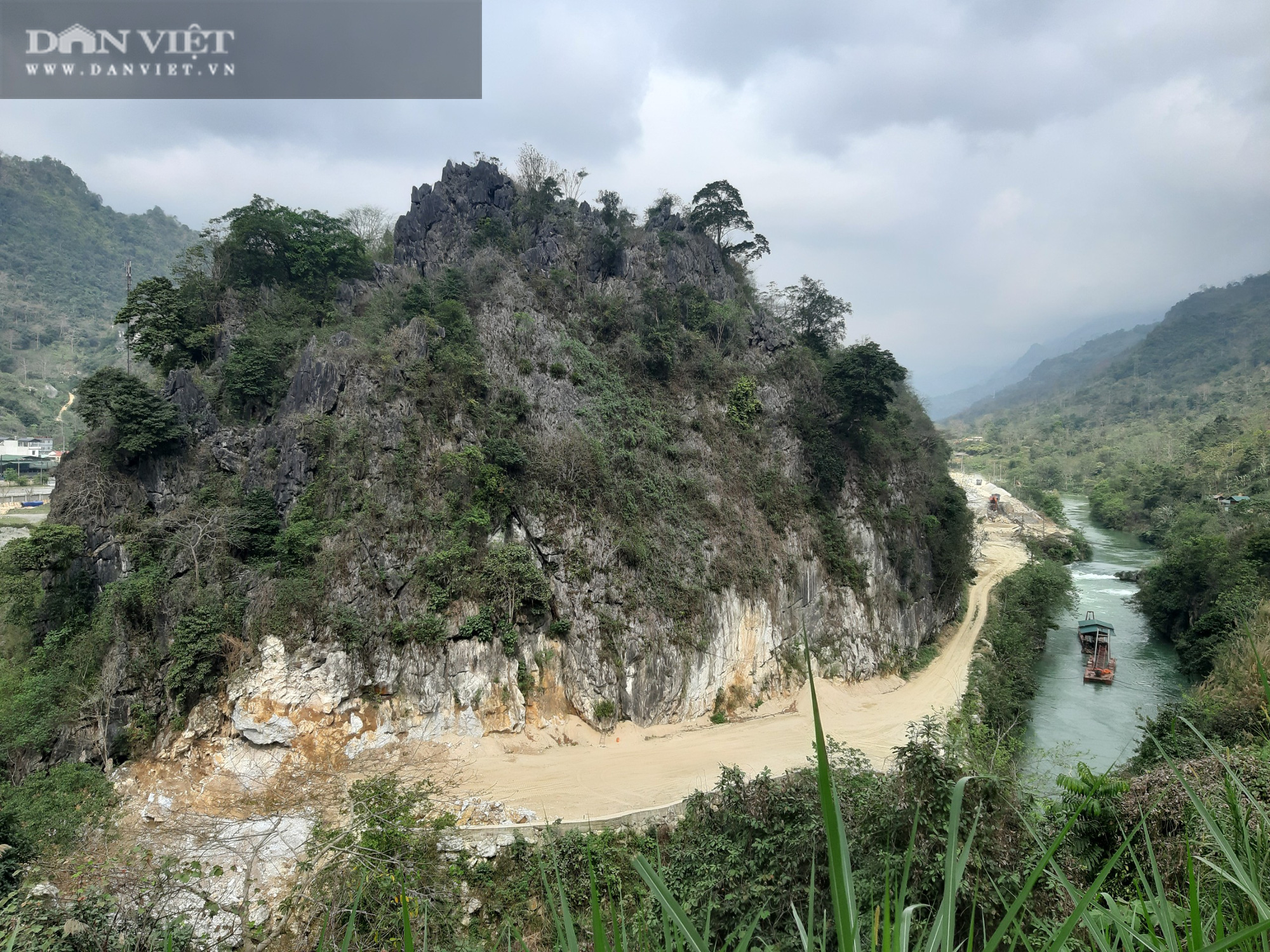 “Tảng băng chìm” quản lý khai thác cát ở sông Lô (Bài 2): Núp bóng “Chương trình quốc gia” để khai thác cát trái phép - Ảnh 4.