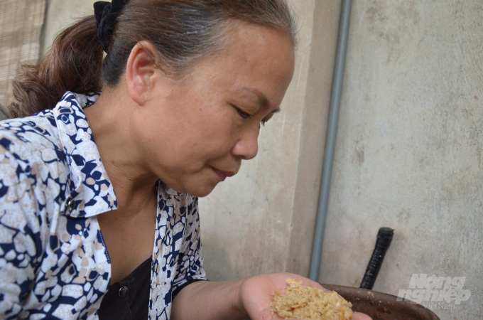 Hà Nội: Kỳ lạ trại gà 4 tháng không phải dọn phân, trứng luộc lên ăn béo thơm mà không thoát &quot;nỗi đau&quot; này - Ảnh 5.