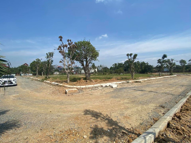 Hà Nội: Giá đất Hòa Lạc lại tăng vài lần, có nơi hơn 30 triệu đồng/m2 - Ảnh 1.