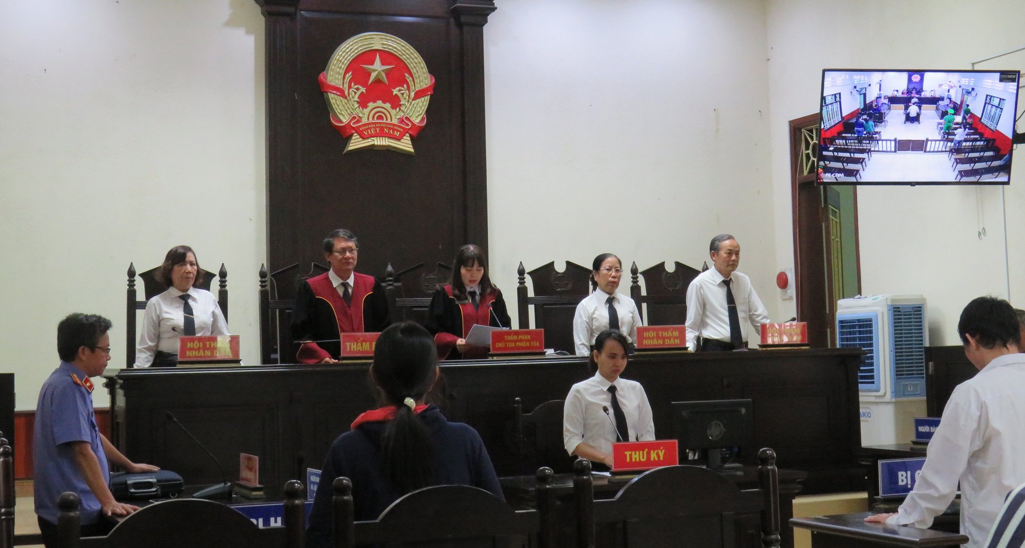 Mâu thuẫn tình cảm, đầu độc cả gia đình người tình  - Ảnh 1.