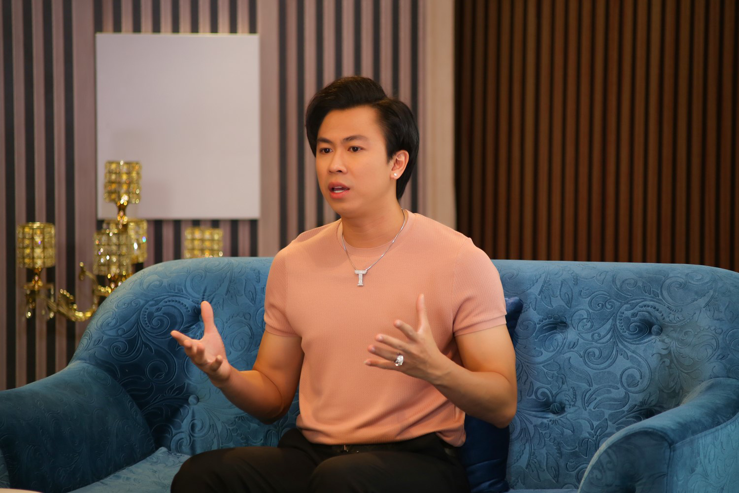 &quot;Ông bố đơn thân” Hồ Việt Trung hoảng loạn khi nghĩ đến chuyện con gái dậy thì - Ảnh 1.