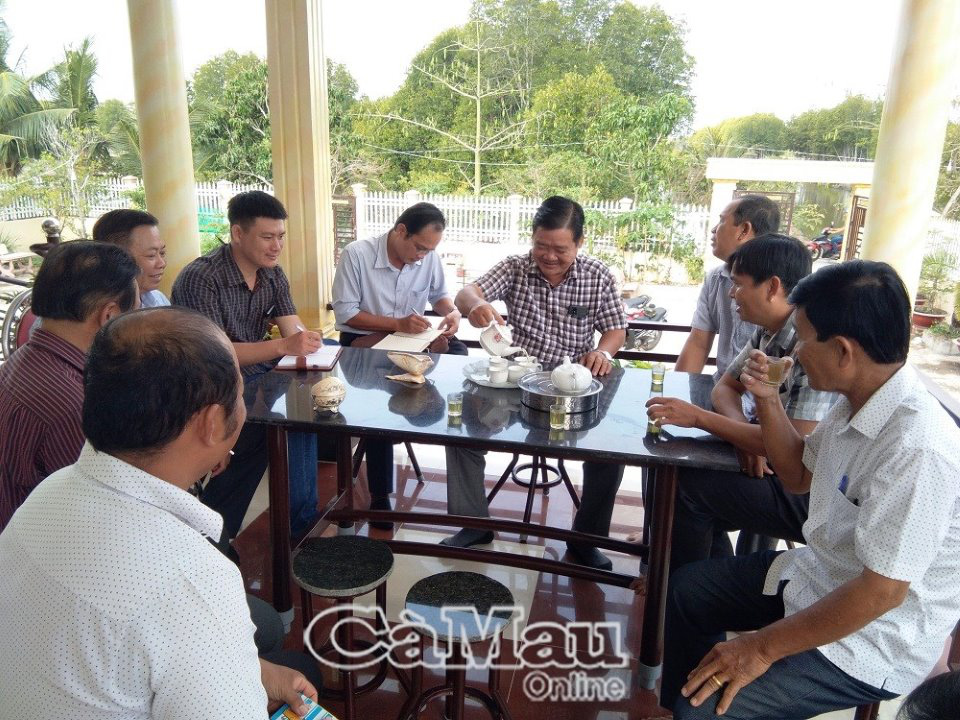 Cà Mau: Cua sùi bọt, cơ chân co giật run run rồi chết, tỉnh không công bố dịch bệnh thủy sản trên cua, vì sao? - Ảnh 1.