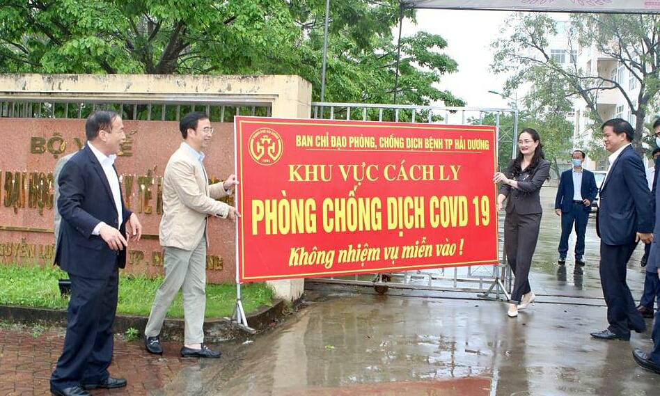 Ghi nhận 1 ca Covid-19 mới, Bệnh viện Dã chiến số 2 Hải Dương giải thể - Ảnh 2.