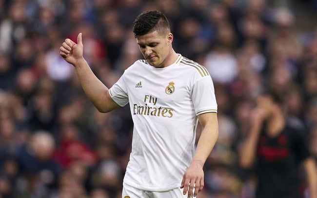 Hazard và 4 &quot;bom tấn&quot; đã trở thành thảm họa khi gia nhập Real Madrid - Ảnh 2.