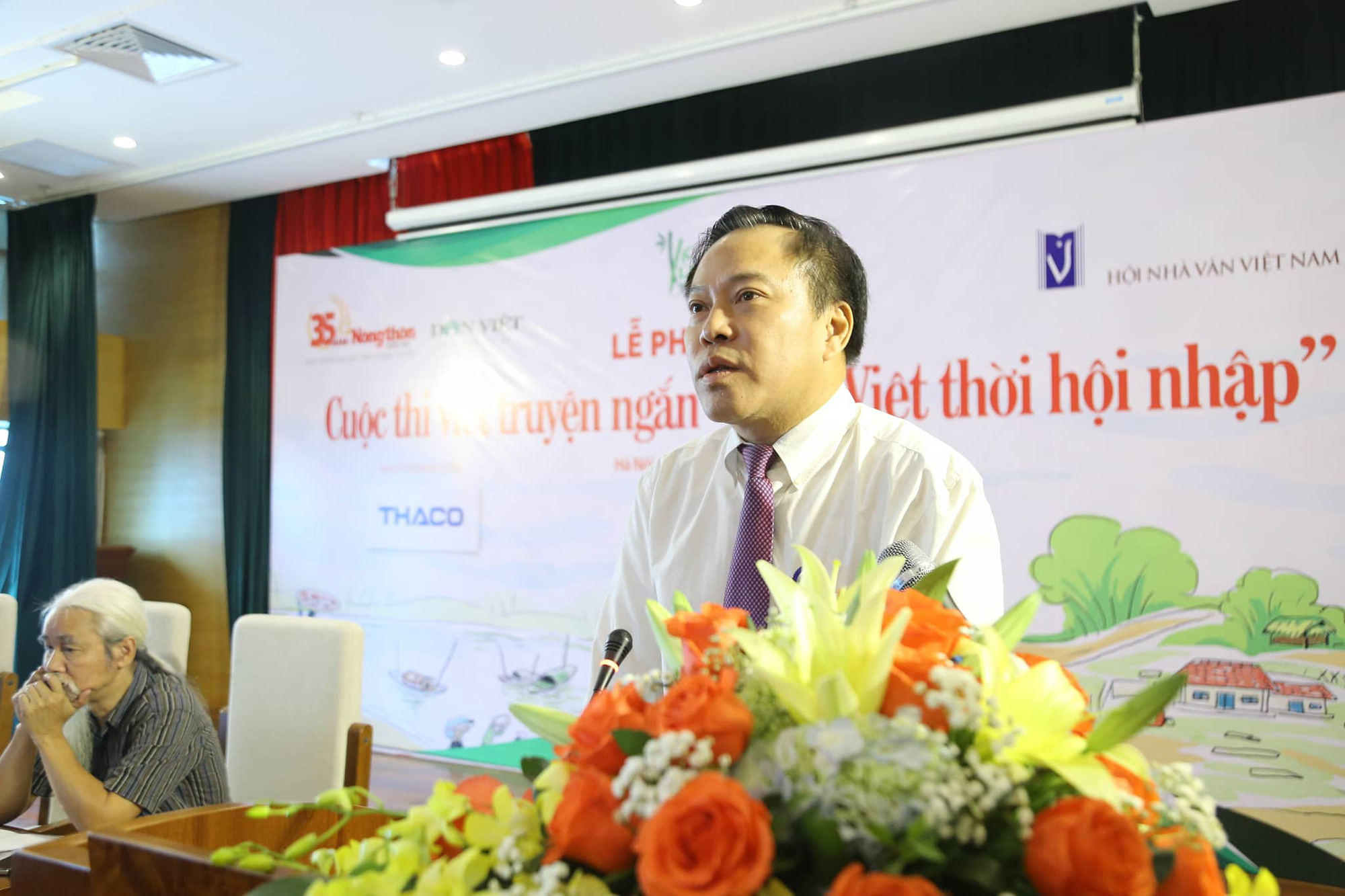 Báo NTNN công bố quyết định thành lập Ban Tổ chức, Ban Giám khảo cuộc thi viết truyện ngắn “Làng Việt thời hội nhập” - Ảnh 1.