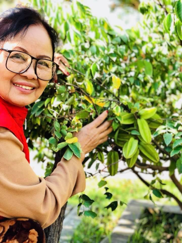 Chiêm ngưỡng nhà vườn 2000m2 với nhiều cây cảnh đắt tiền của Bằng Kiều tại Mỹ - Ảnh 6.