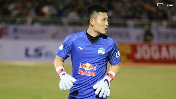 Top 5 thủ môn hay nhất 6 vòng đầu V.League 2021: Ai giỏi nhất? - Ảnh 2.