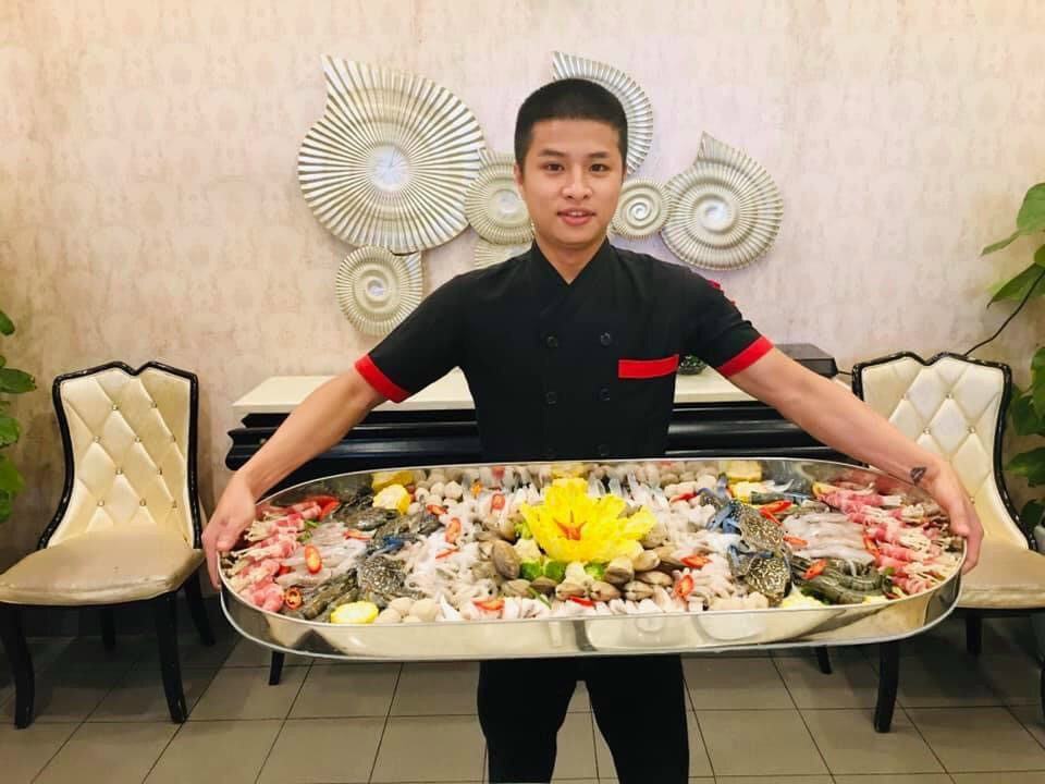 Quảng Nam: "Chói mắt" với Nhà hàng đầu tiên ở Tam Kỳ trước món thịt bò dát vàng - Ảnh 7. Quảng Nam: "Chói mắt" với Nhà hàng đầu tiên ở Tam Kỳ trước món thịt bò dát vàng - Ảnh 7.