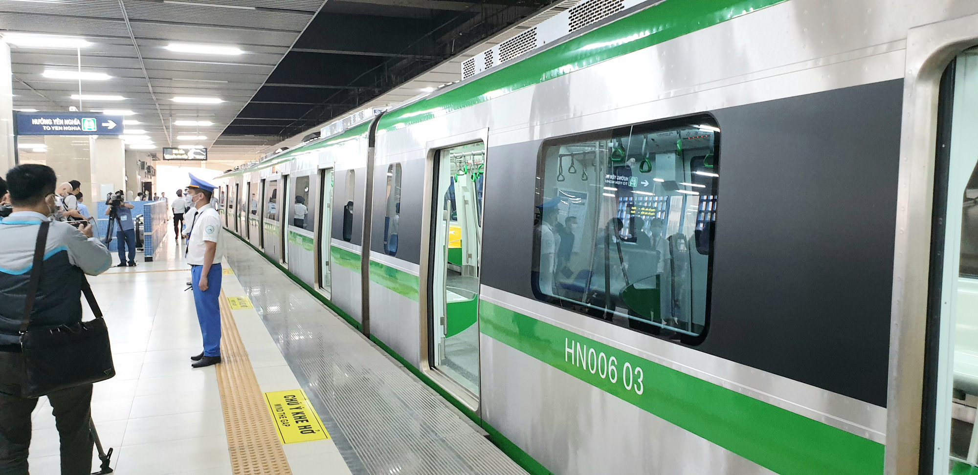 Dự án đường sắt Cát Linh - Hà Đông đang được tiến hành bàn giao.