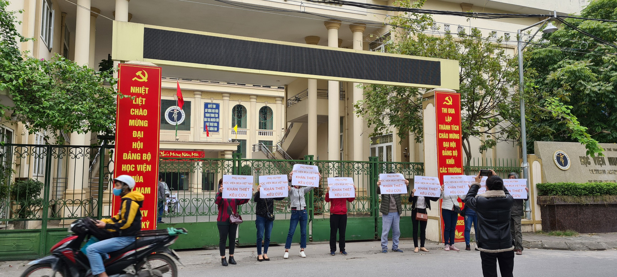 học viện múa không cấp bằng cho học sinh 