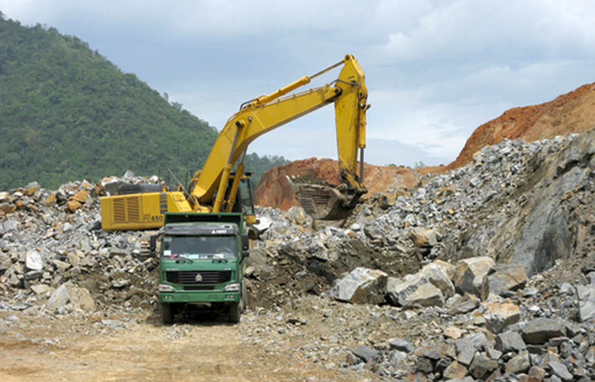 Khoáng sản Dương Hiếu vay người nhà Tổng giám đốc 30 tỷ mua bất động sản tỉnh Quảng Nam - Ảnh 1. Khoáng sản Dương Hiếu vay người nhà Tổng giám đốc 30 tỷ mua bất động sản tỉnh Quảng Nam - Ảnh 1.