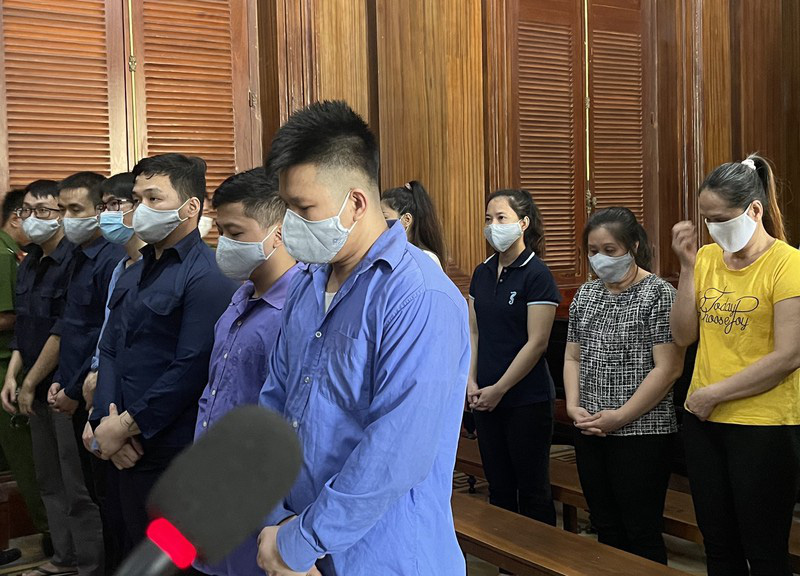 Bẫy khách mua dâm bằng lỗ thủng ở đầu giường: Chưa tuyên án - Ảnh 2.