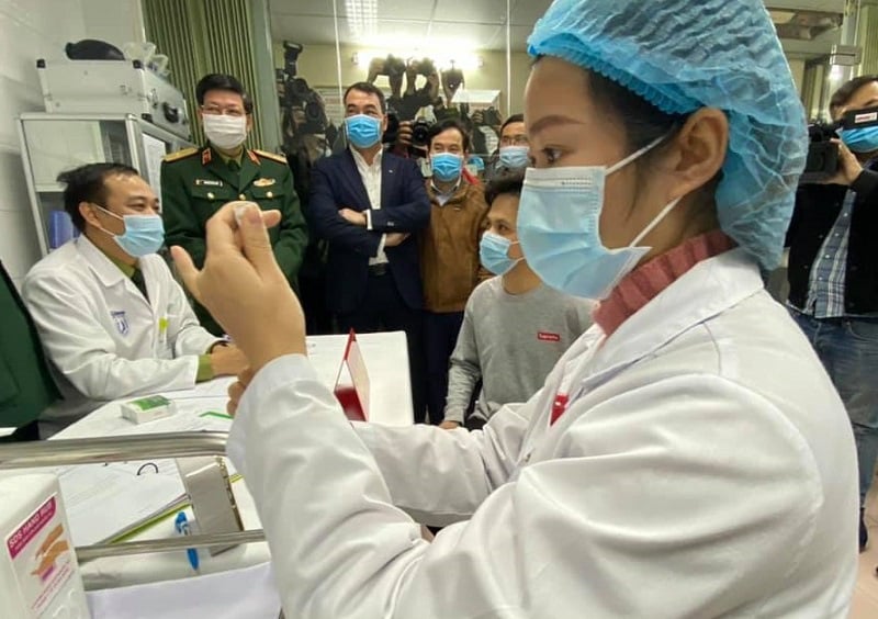 Ngày 8/3, Bộ Y tế tiêm vaccine Covid-19 ở đâu? - Ảnh 1. Ngày 8/3, Bộ Y tế tiêm vaccine Covid-19 ở đâu? - Ảnh 1.