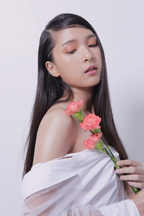 Ngỡ ngàng trước nhan sắc của con gái Dusit Chalermsan - Ảnh 5.