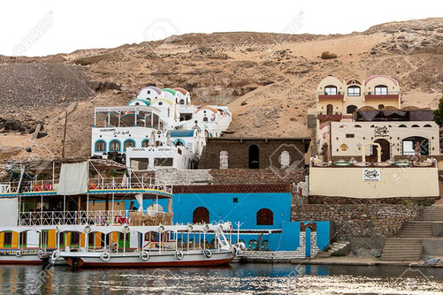 Bộ lạc Nubia: Cô dâu, chú rể tắm nước sông Nile đêm tân hôn để cầu may - Ảnh 5.