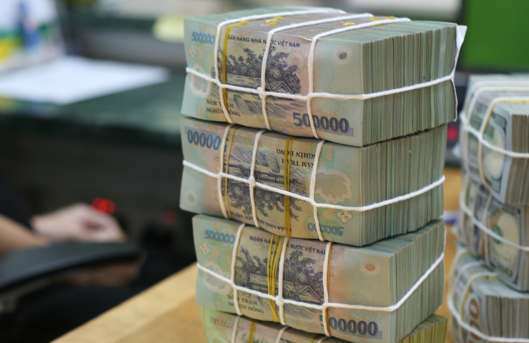 Bộ Tài chính: Thu hồi được 5,1 nghìn tỷ đồng tiền nợ đọng thuế trong 2 tháng đầu năm - Ảnh 1. Bộ Tài chính: Thu hồi được 5,1 nghìn tỷ đồng tiền nợ đọng thuế trong 2 tháng đầu năm - Ảnh 1.