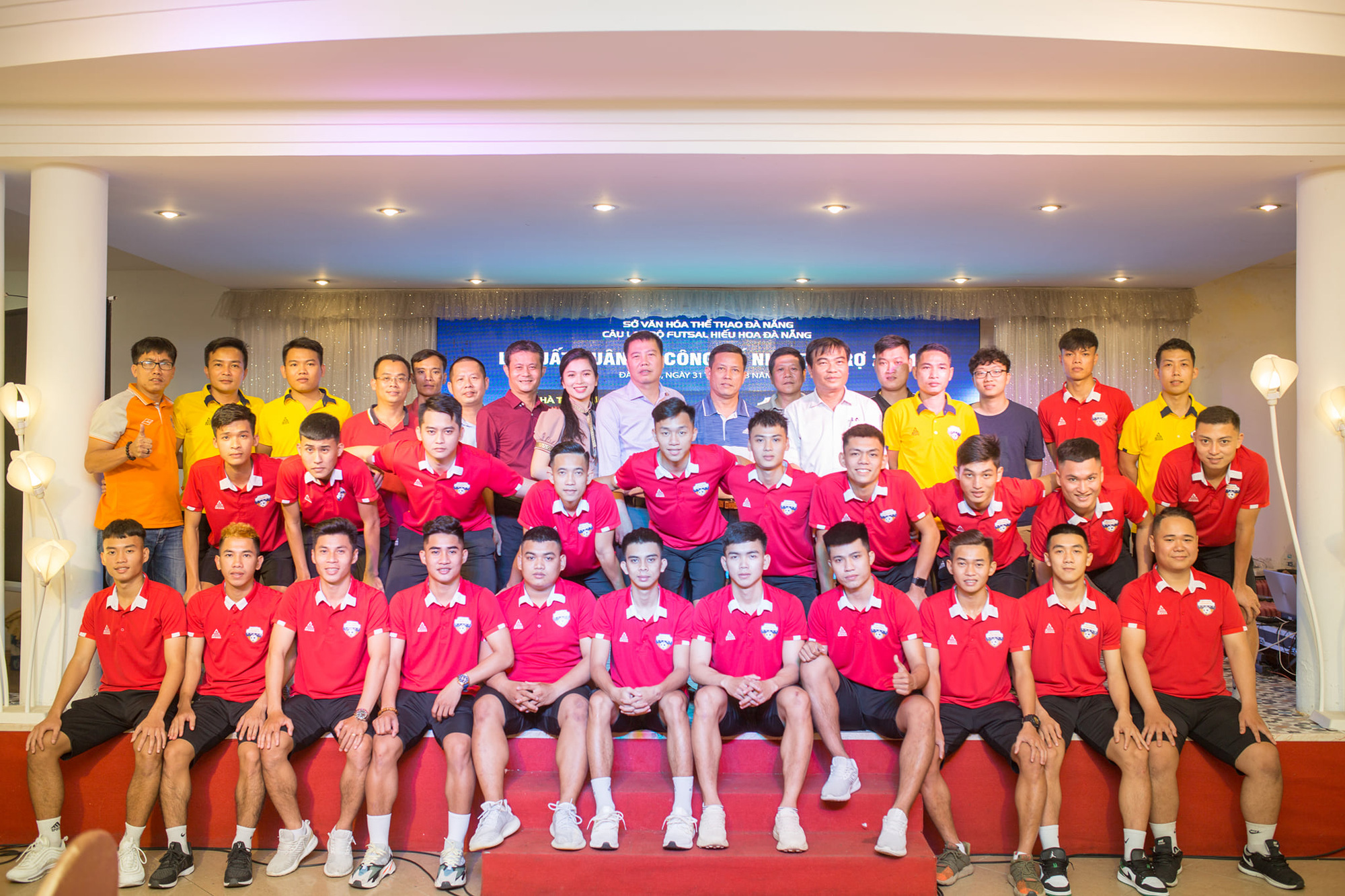 Câu lạc bộ Futsal Hiếu Hoa Đà Nẵng FC xuất quân tham dự giải Futsal vô địch quốc gia 2021 - Ảnh 1.