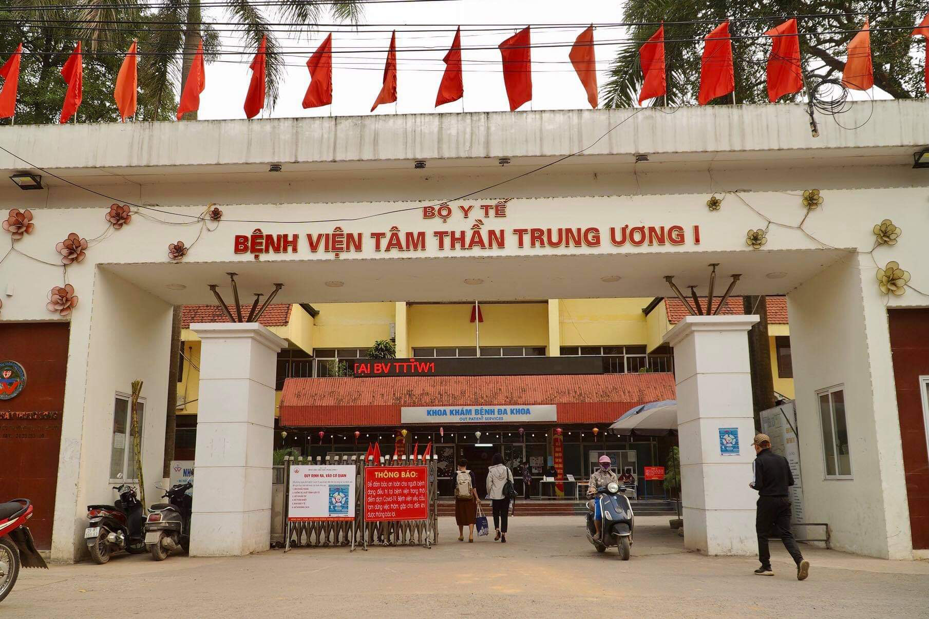 Giám đốc Bệnh viện Tâm thần TW1: &quot;Nếu biết đã không để tình trạng này xảy ra&quot; - Ảnh 2.