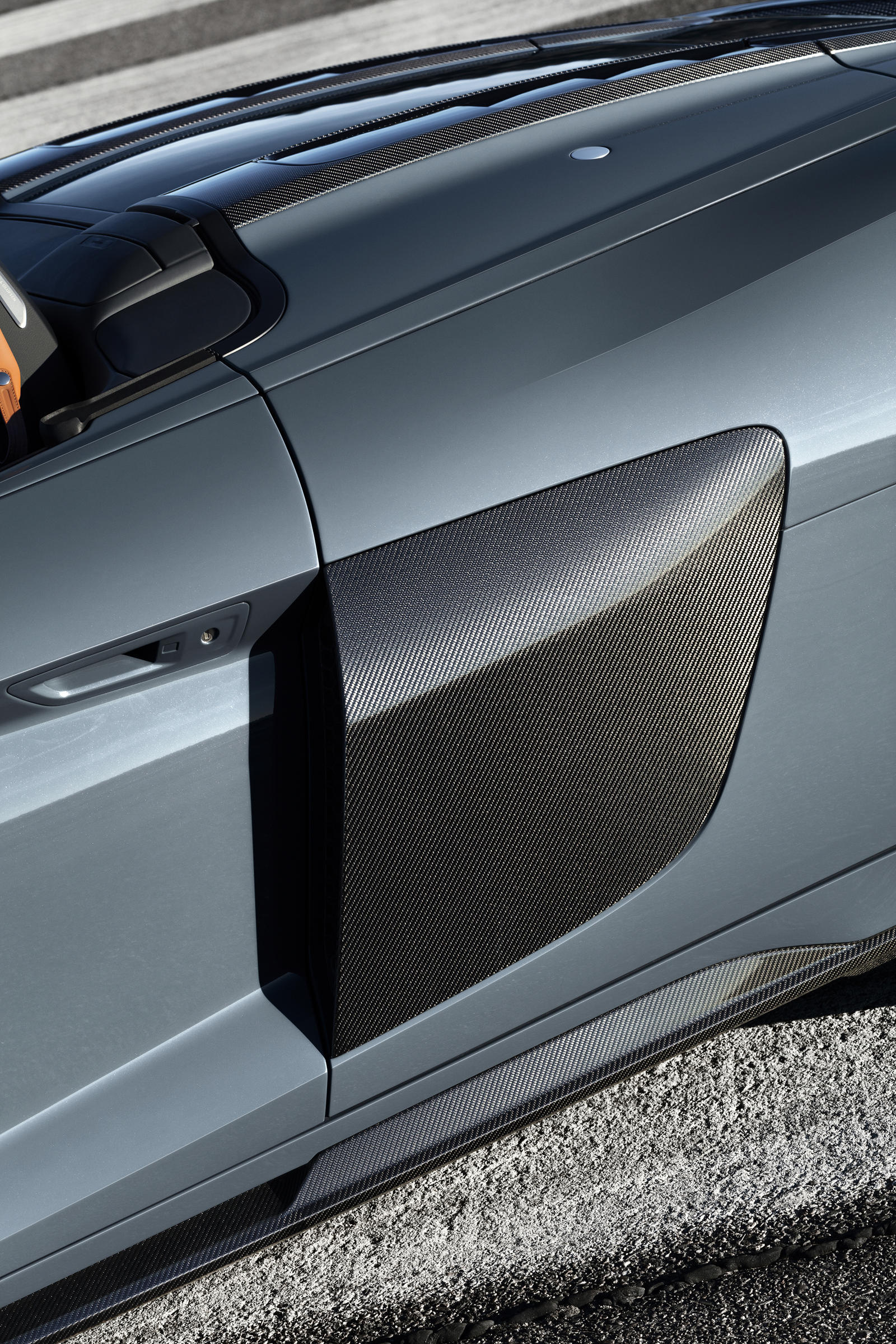Siêu xe Audi R8 V10 Spyder 2021 mà Cường Đô la muốn “xuống tiền” có gì đặc biệt? - Ảnh 5.