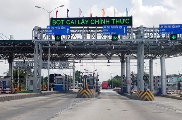 Xả trạm thu phí BOT trong dịp lễ 30/4 - 1/5 - Ảnh 1.