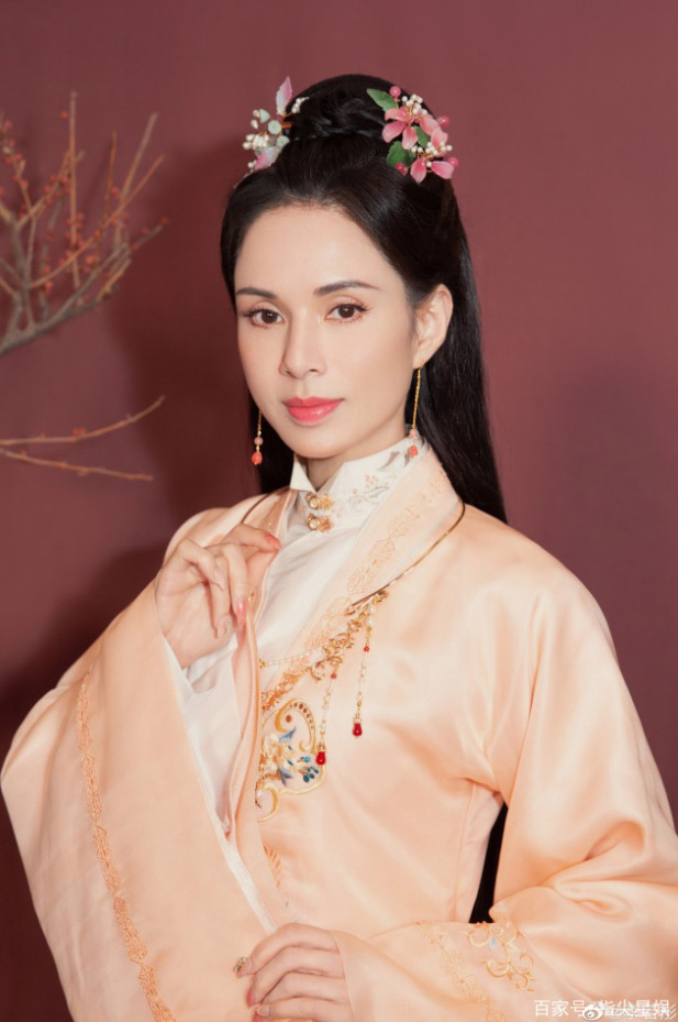 25 năm sống lại ký ức &quot;Tiểu Long Nữ&quot;: &quot;Cô Cô&quot; Lý Nhược Đồng vẫn... đẹp buồn - Ảnh 4.