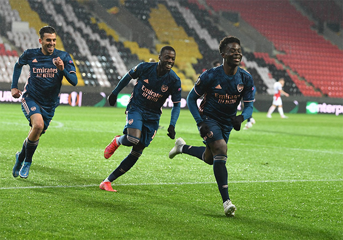 Arsenal đè bẹp Slavia Praha, HLV Arteta chỉ ra bí quyết thành công - Ảnh 1.