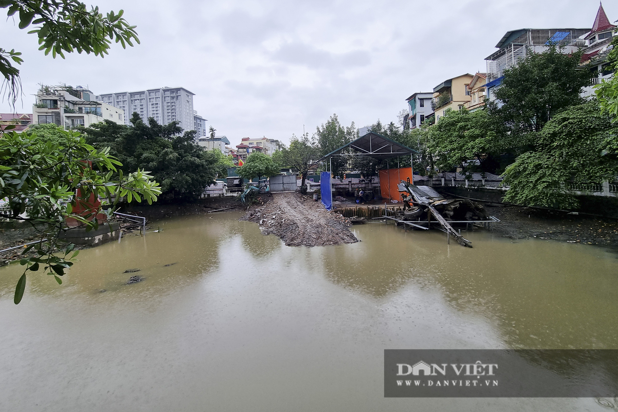 Hồ Hữu Tiệp, nơi xác máy bay B52 bị bắn rơi tại Hà Nội được tu bổ, tôn tạo - Ảnh 1.