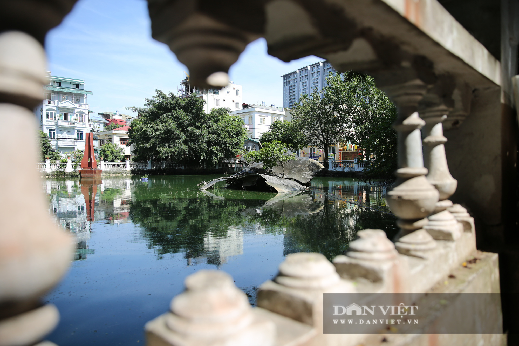 Hồ Hữu Tiệp, nơi xác máy bay B52 bị bắn rơi tại Hà Nội được tu bổ, tôn tạo - Ảnh 10.