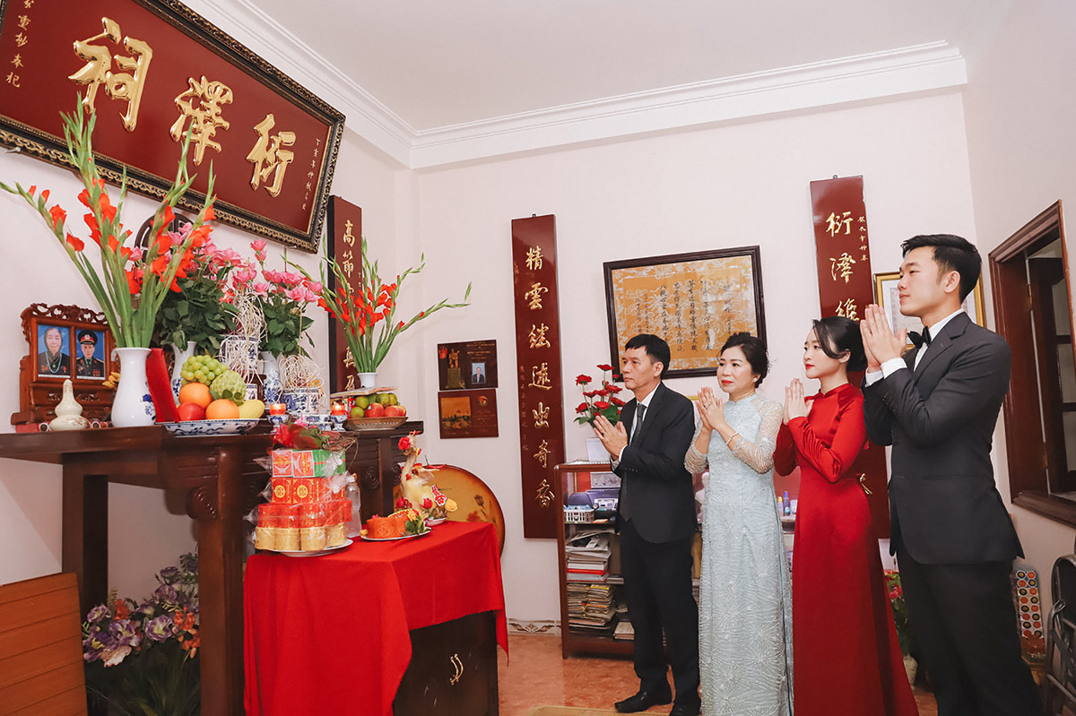 Loạt hình Xuân Trường và Nhệ Giang cứ “hở ra” là hôn nhau - Ảnh 5.