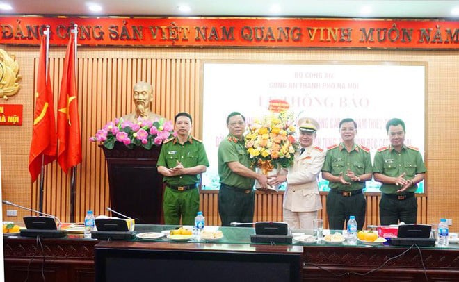 Chân dung Phó Giám đốc Công an TP.Hà Nội vừa được thăng cấp bậc hàm Thiếu tướng - Ảnh 1.