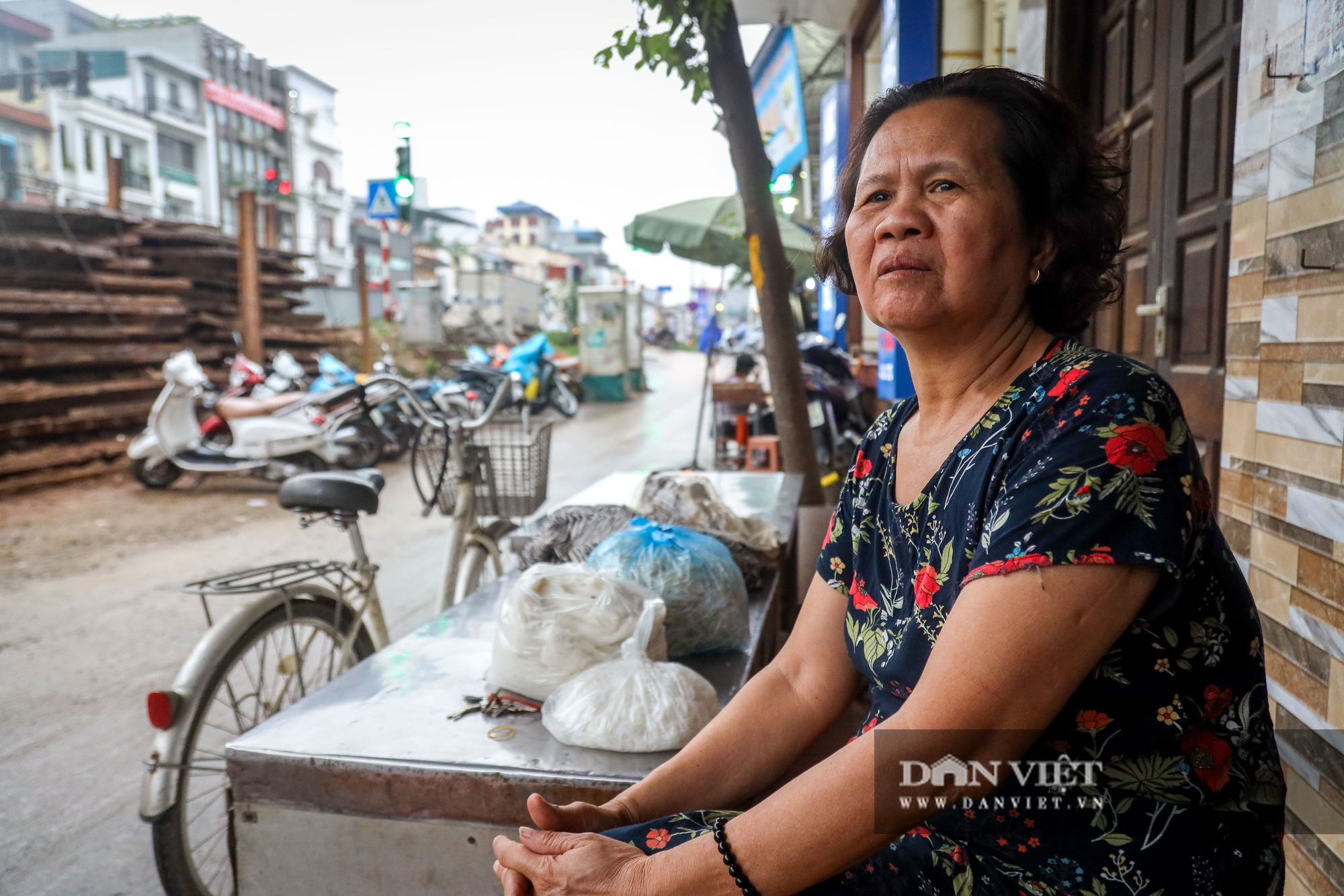 Hà Nội: người dân khổ sở vì mặt đường Âu Cơ - Nghi Tàm nứt toác   - Ảnh 9.